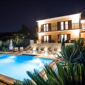 Vila Split-villas Dalmatica For 12, Split